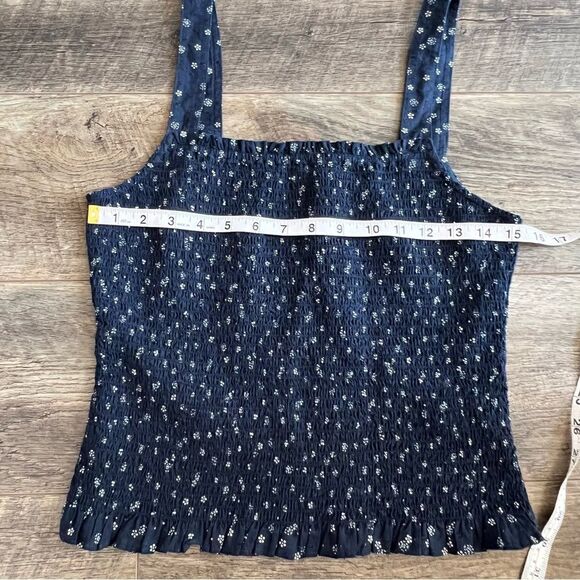 Madewell Lucie Smocked Tank Top in Bandana Flower Size Small Navy Blue White - Picture 15 of 16